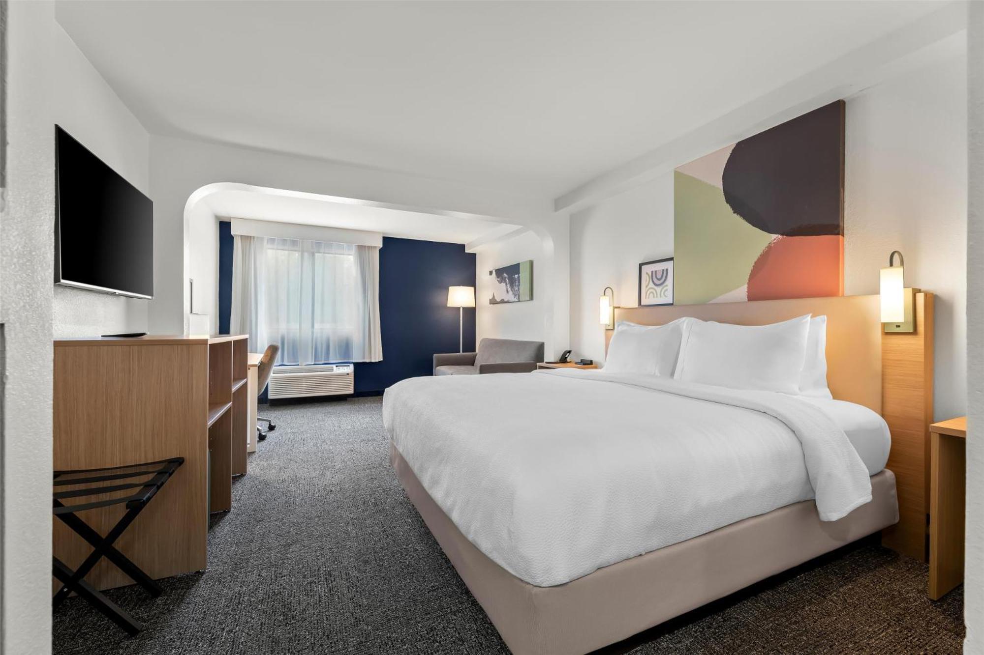 Spark By Hilton Ocean Springs 3*