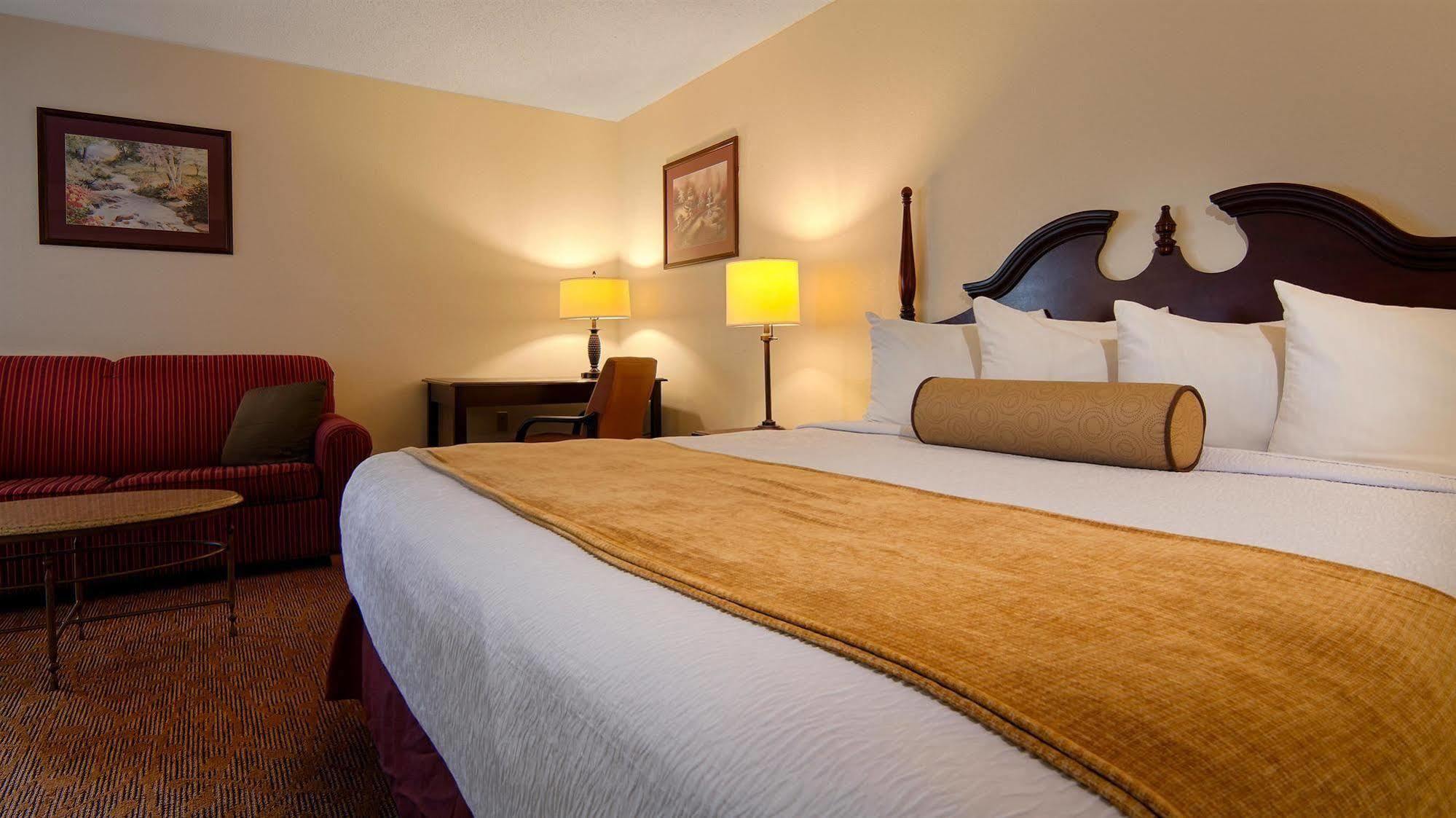 Spark By Hilton Ocean Springs Hotel